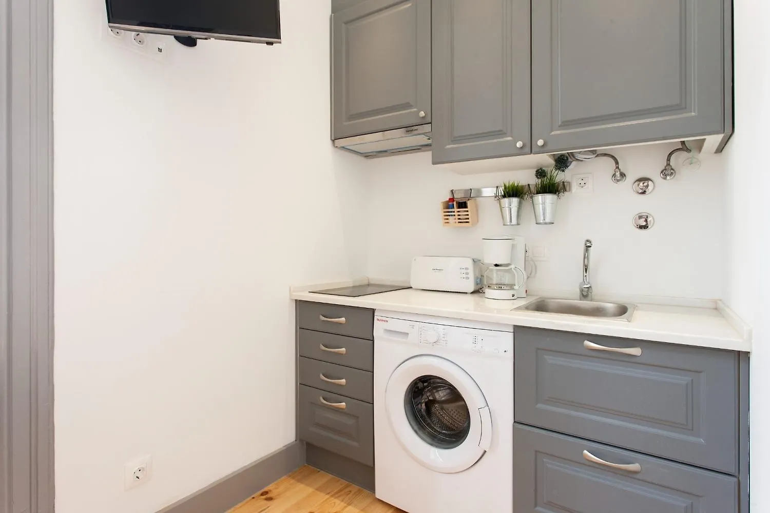 Palma Studio Apartment Located Central Lisbon 0*,  Portugal